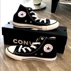 NEW High Top Converse (KIDS 1)
